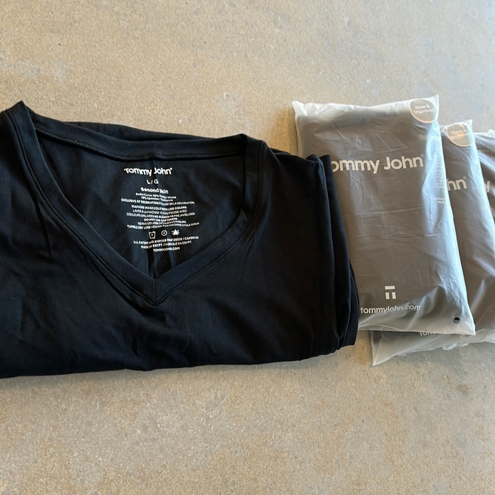 Brand new Tommy John second skin t shirts black L